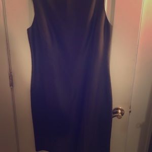 Beautiful green 100% silk dress by Jones @ Co.